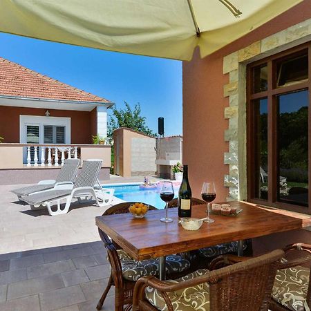 Holiday House Meri, 5+2, Бенковац Экстерьер фото